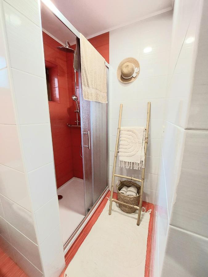 Vineyard Cottage Lan Na Hribu Semic المظهر الخارجي الصورة